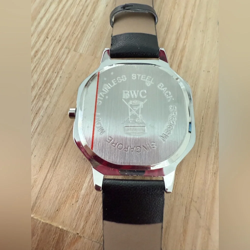 Unbranded black dial octagonal fashion watch NEW BATTERY